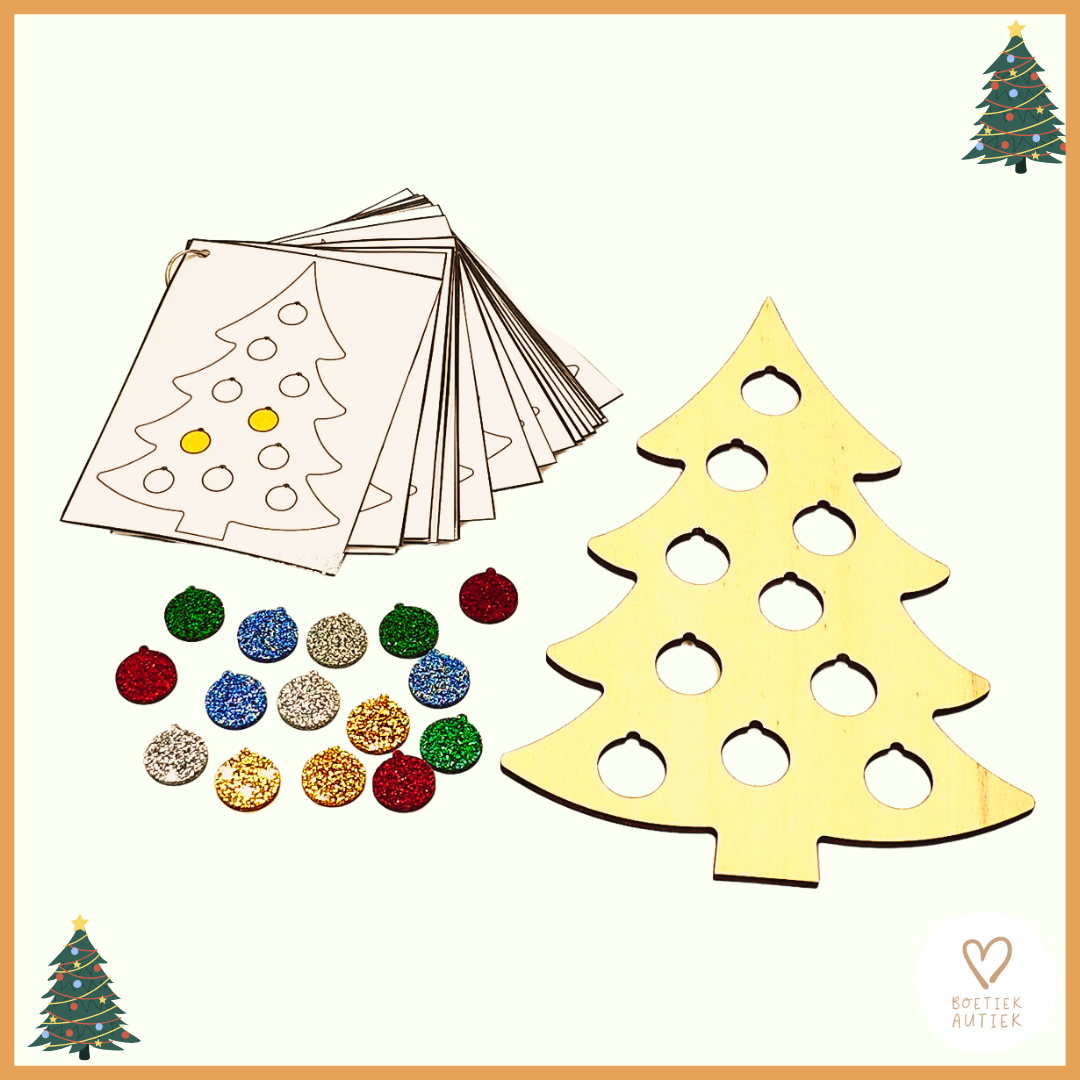 Kerstboom versieren met glitterballen