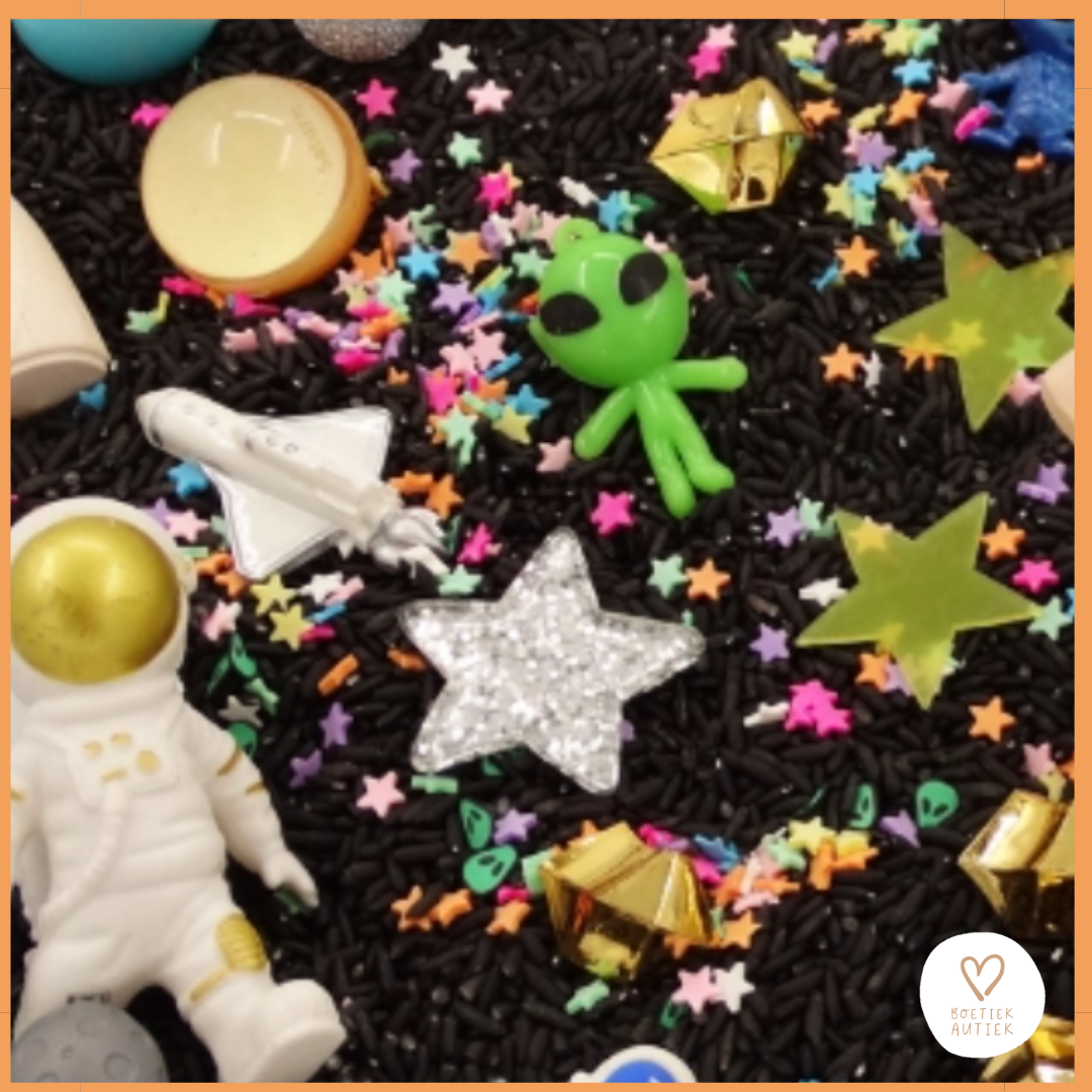 Sensorische Play Tray: thema RUIMTE