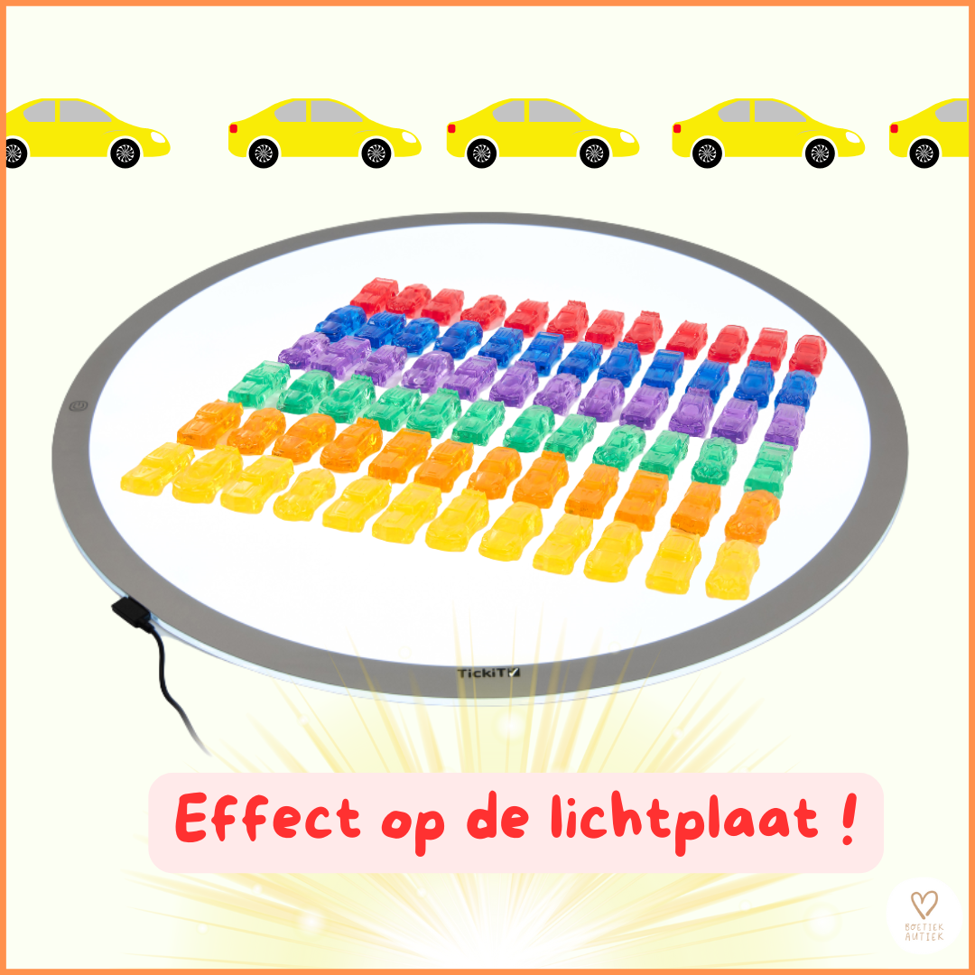 Doorschijnende gekleurde auto's.