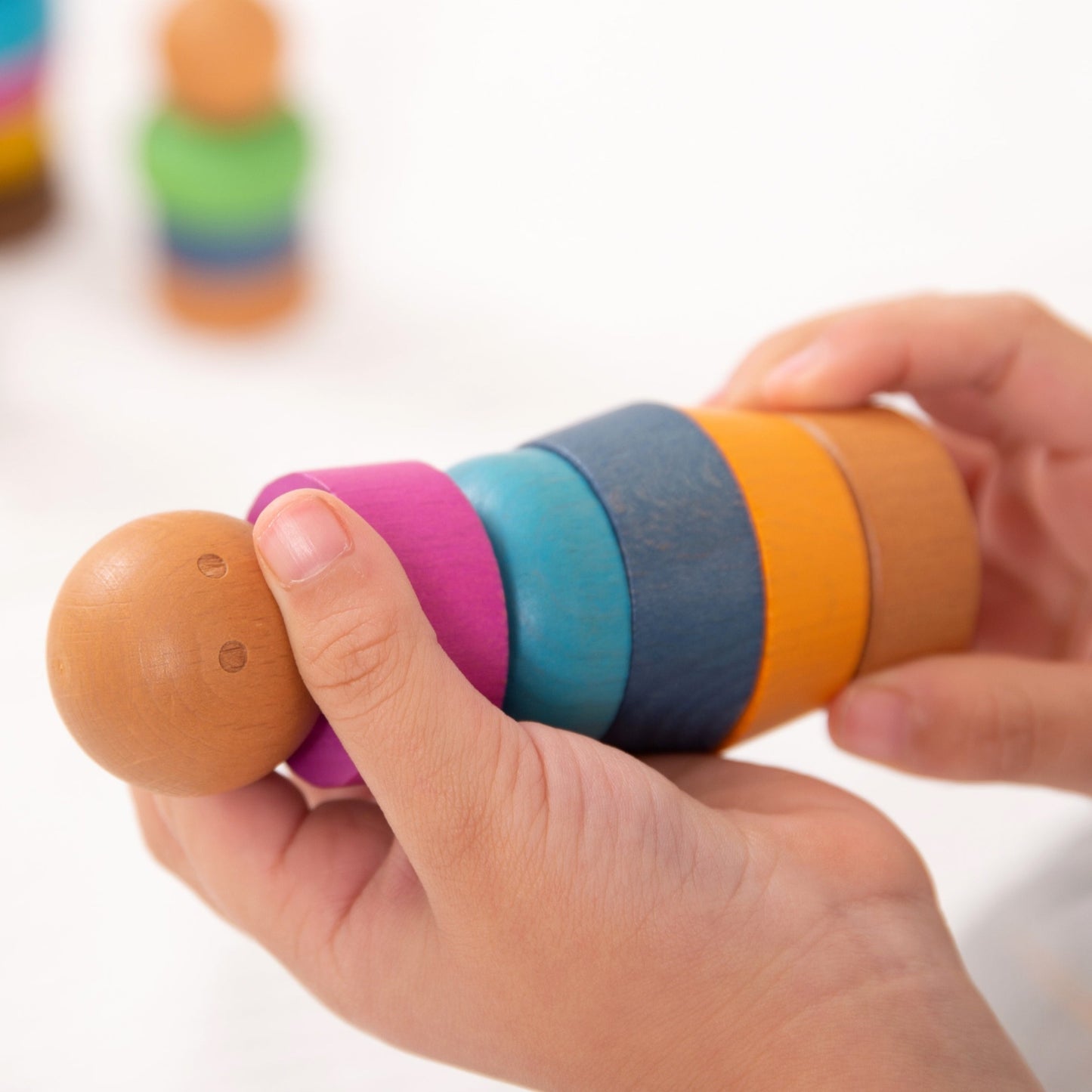 15 Houten regenboogpoppetjes (makkelijk mee te nemen )