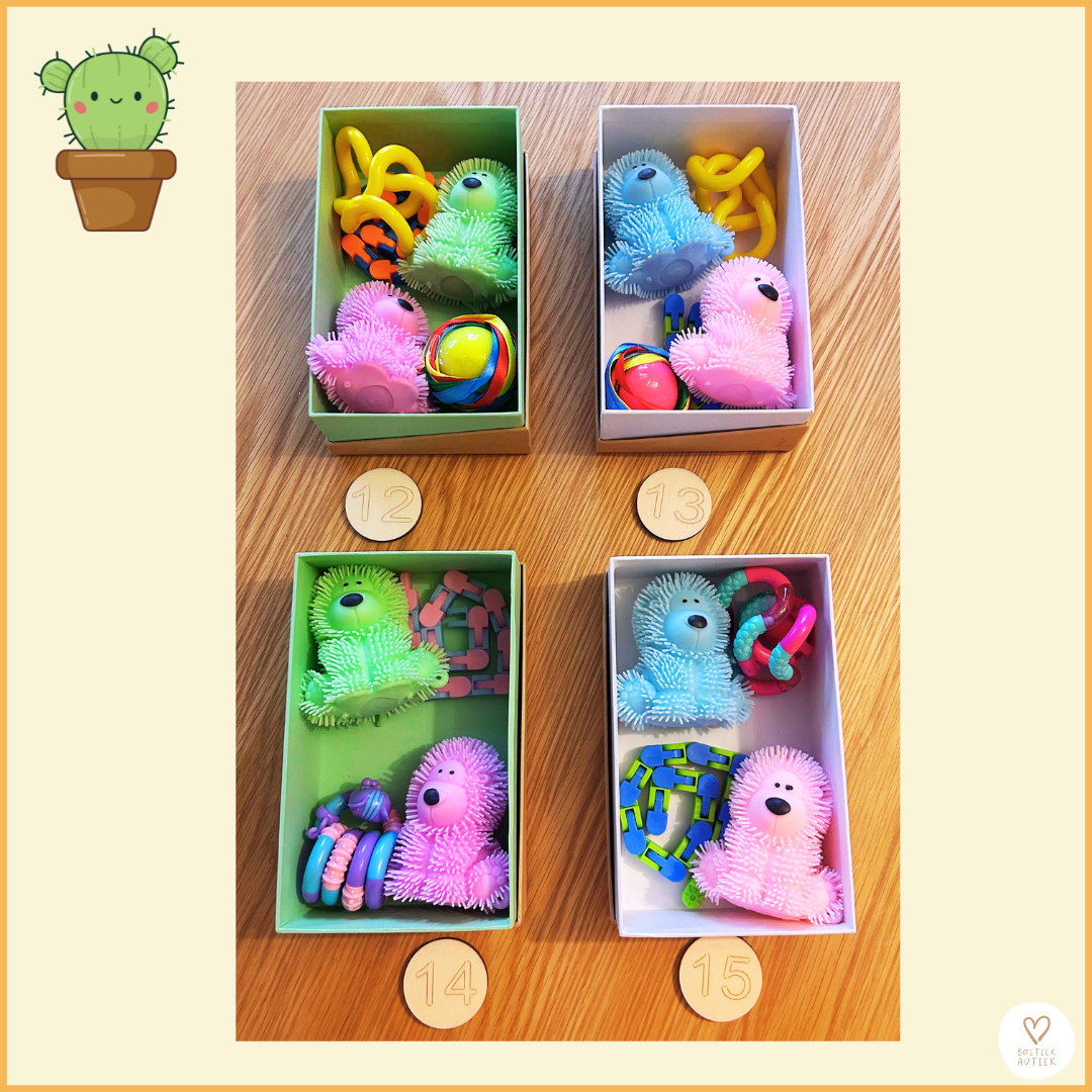 ONTPRIKKELBOX onderweg-wachtzaal-op bezoek