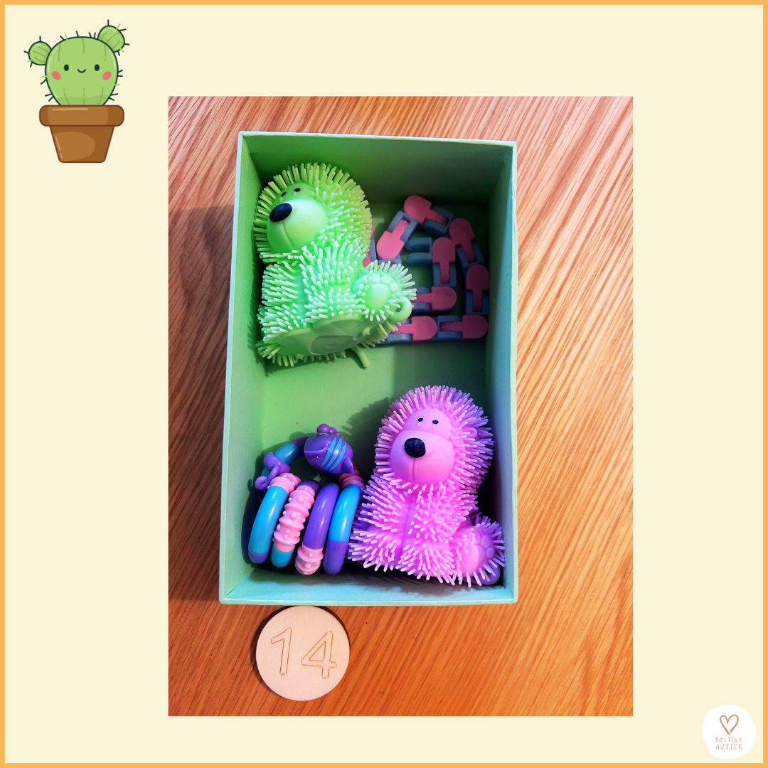 ONTPRIKKELBOX onderweg-wachtzaal-op bezoek