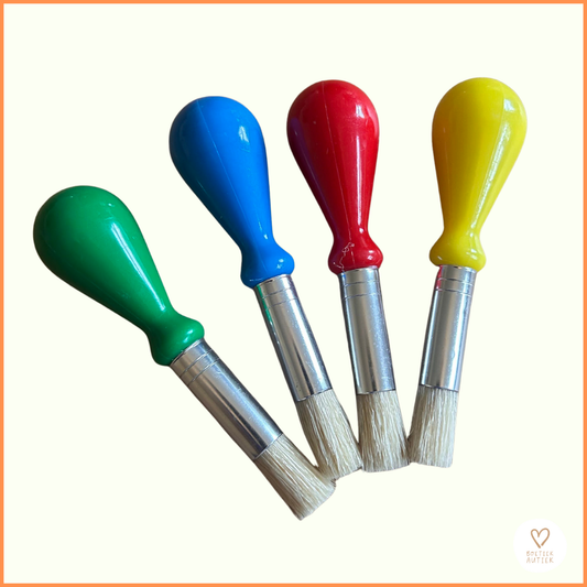 Verfkwasten voor kleine handjes!