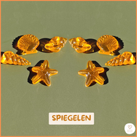Doorschijnende gekleurde schelpen.