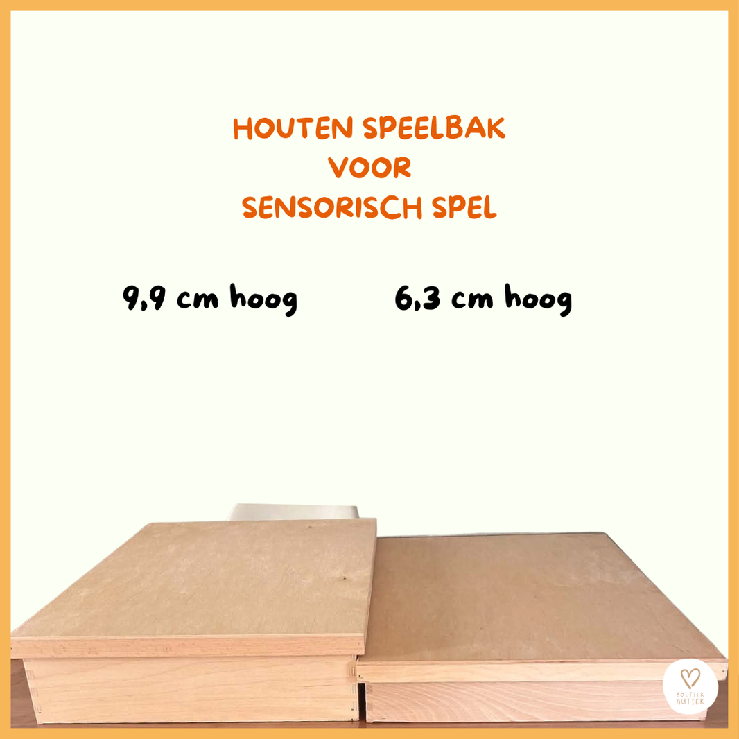 Houten speel-en opbergdoos in hout met deksel. (hoogte doos 6,3 cm)